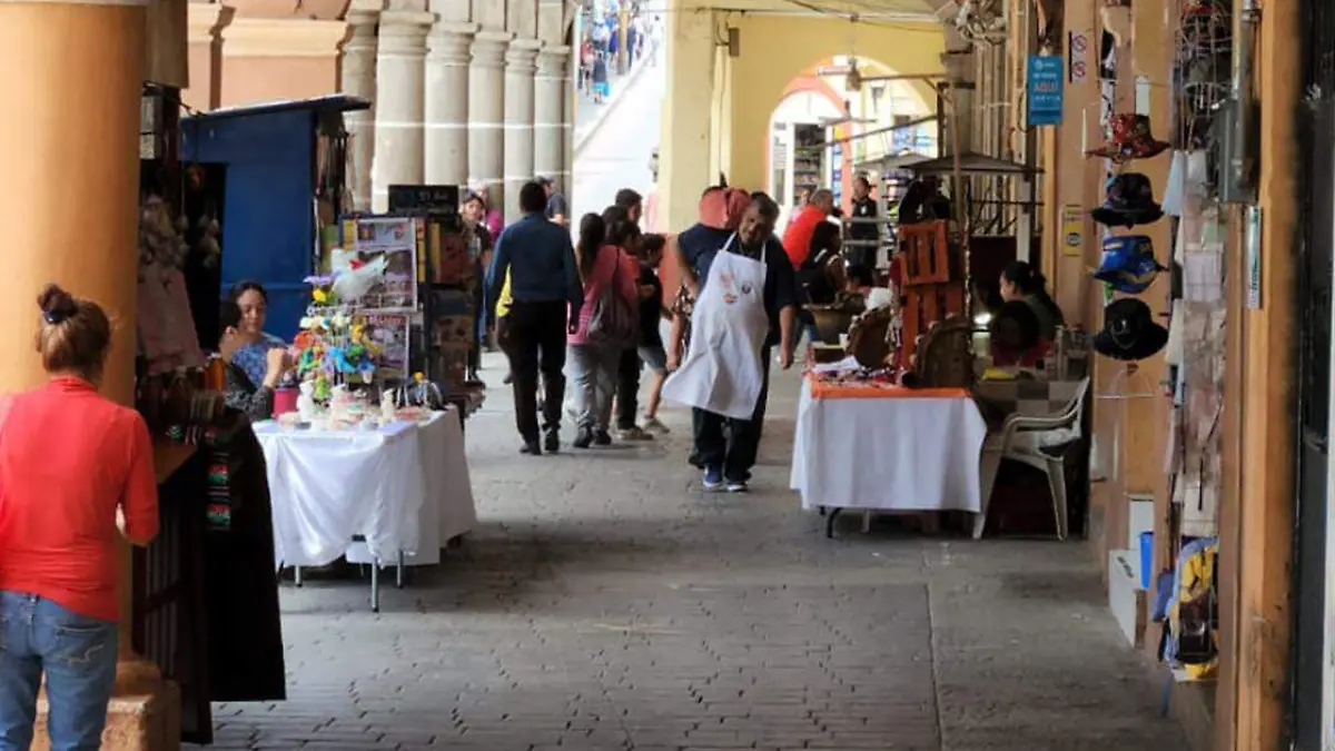 Los comerciantes deben respetar lineamientos del pueblo mágico